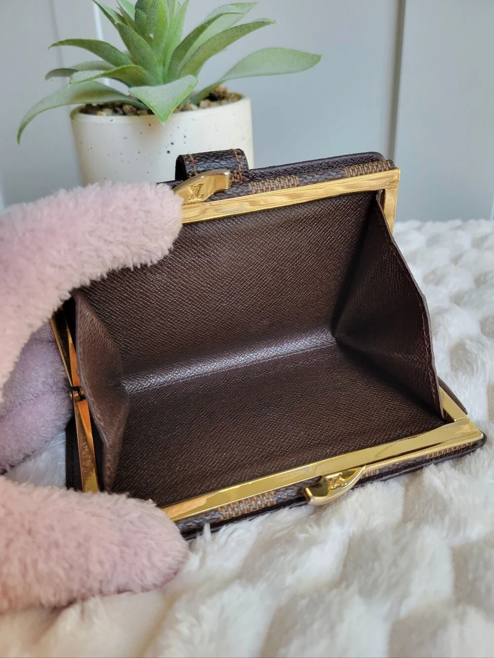 Louis Vuitton Coin Purse Compact Wallet - Brown Damier Ebene Canvas